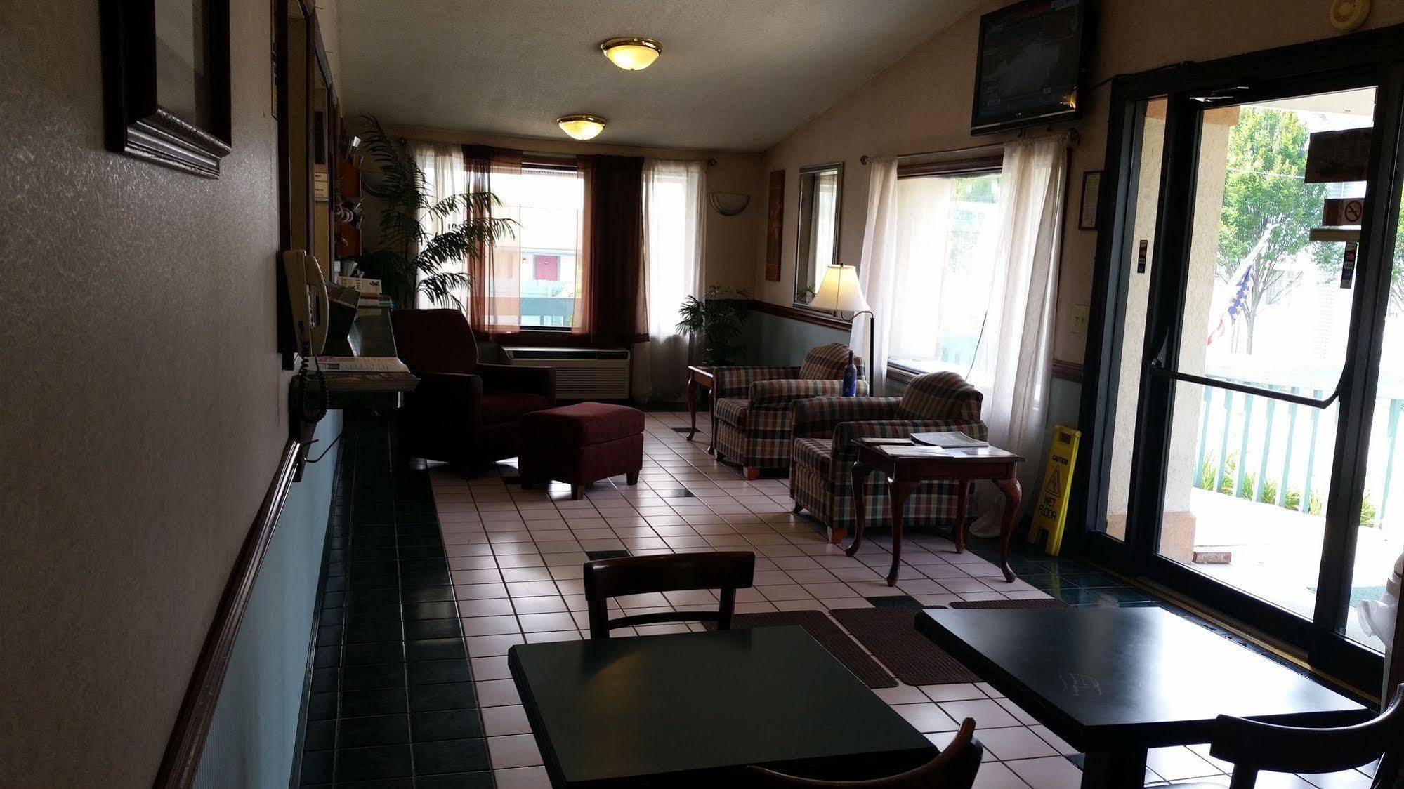 Mayfield Inn Clarion Exterior foto